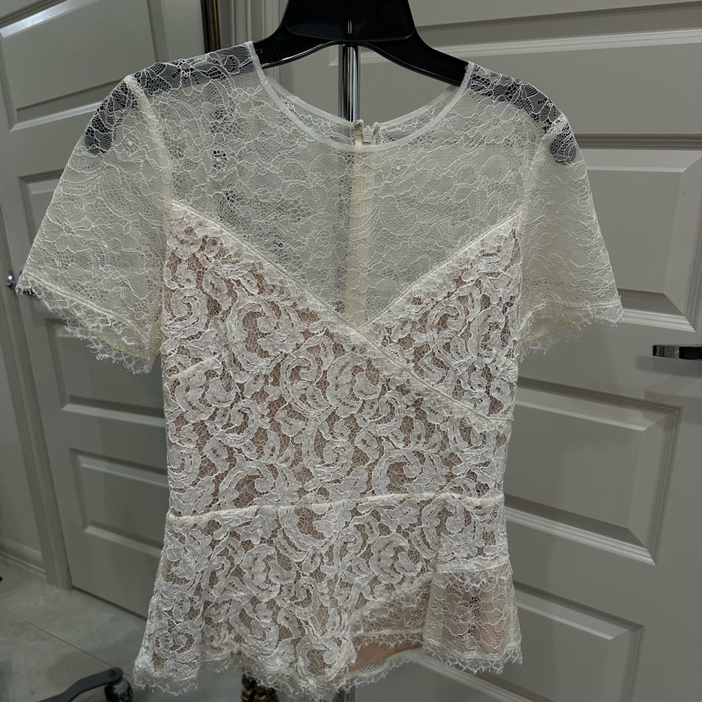 BCBGMaxAzria Lace Top Cream White Lace Blouse Size M EUC